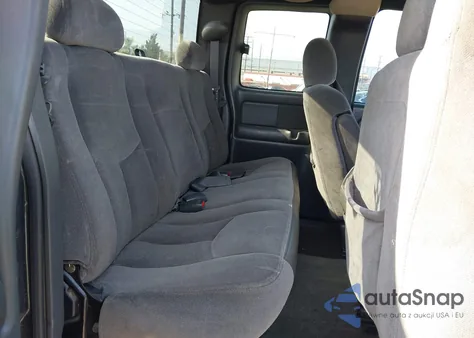 2004 GMC Sierra 1500 Sle z USA, uszkodzony, nr VIN 2GTEC19T741347397